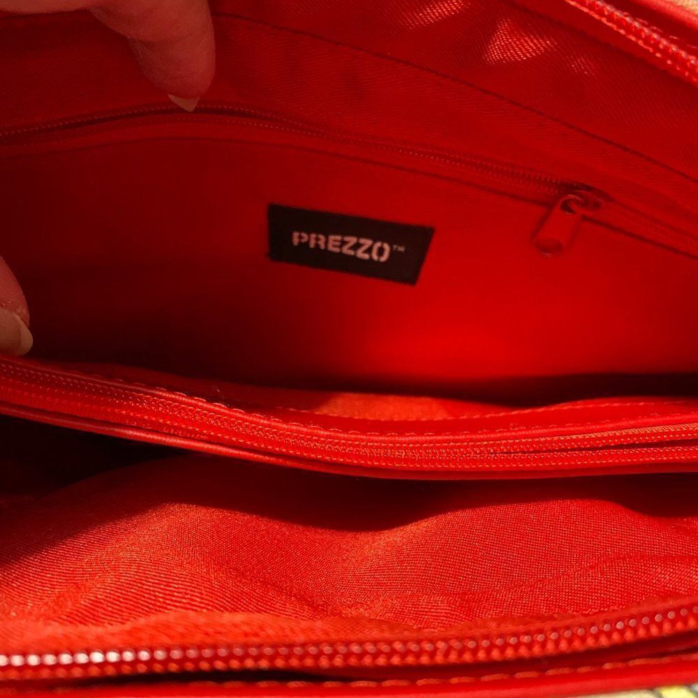 Preezo    - Picture 6 of 10